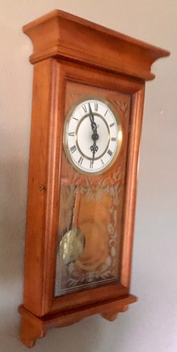 D&A Chiming Wall Clock Quartz Movement! Works and Looks Great! Free Shipping! - Picture 2 of 8