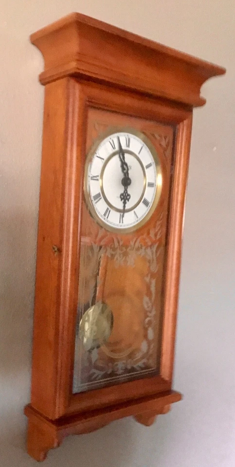 D&A Chiming Wall Clock Quartz Movement! Works and Looks Great! Free Shipping! - Image 2 of 4