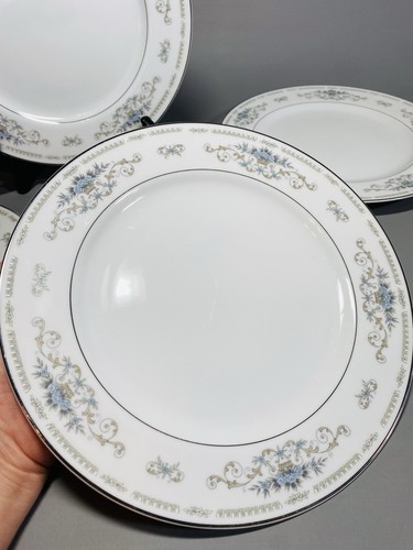Set of 4 PLATES WADE Fine Porcelain China DIANE Pattern 10.25 inch Dinner Plate - Picture 10 of 11