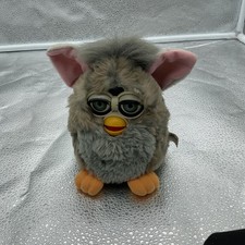 Tiger Electronics 1998 Furby Model 70-800 Gray Wolf Toy