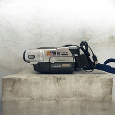 Video Camera Sony CCD-TRV208E Made In Japan Handycam 20x Optical Zoom Camcorder