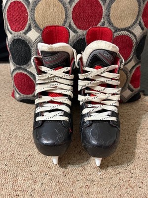 BAUER VAPOR X500 YOUTH 13.5 HOCKEY SKATES