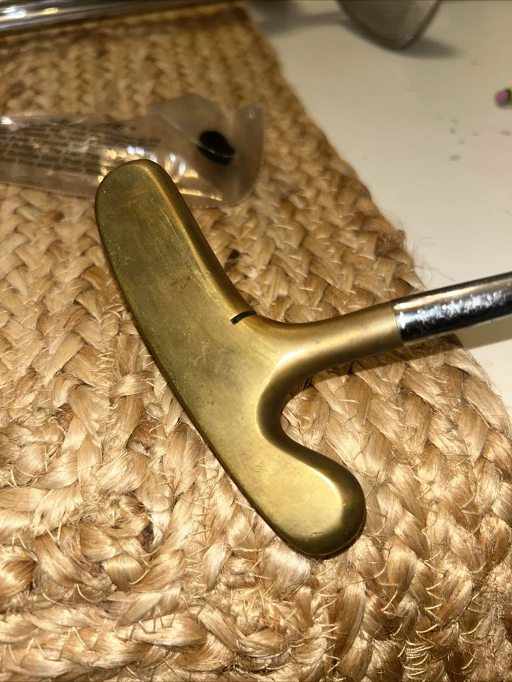 Titleist Acushnet Bulls Eye Junior 30" putter GP Titleist Bulls Eye grip RH - Image 2 of 4