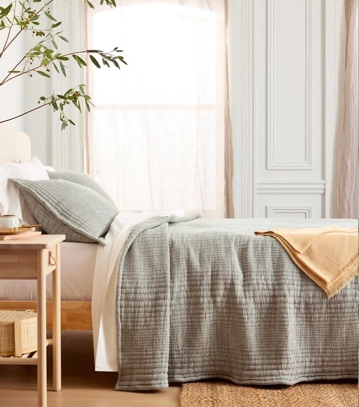 Quince Organic Cotton Channel Matelasse Coverlet Set Full Queen Green Open NWOT - Image 4 of 4