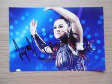 Lyra Valkyria "wrestling" autograph signed 10x15 cm picture