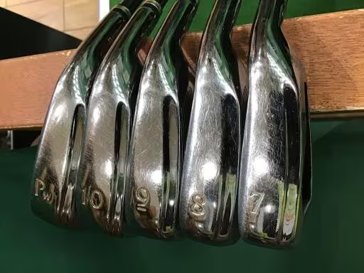 2013 MARUMAN MAJESTY VANQUISH-XR 7-PW 5pc XR R-flex IRON SET Golf 