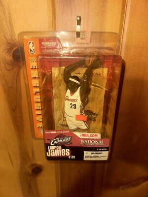 Lebron James NATIONAL/6000 - Series 5 McFarlane Action Figure - 2003 CAVS