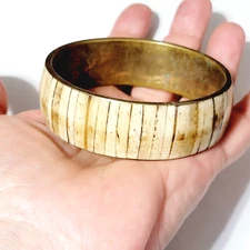 Vintage Organic Material & Brass Wide Bangle Bracelet, Cream Boho Inlaid bv-1