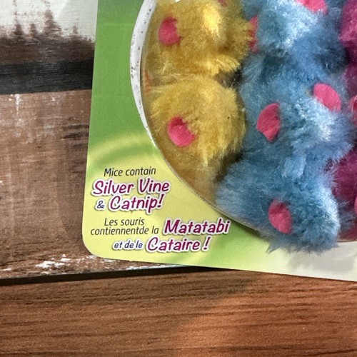 Hartz Cattraction Kitty Frenzy Cat Toy with 12 Silver Vine & Catnip Mice Multi - Picture 9 of 13