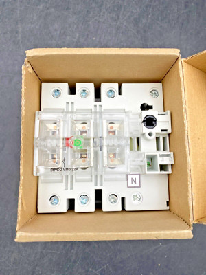 SOCOMEC 25004003 SIRCO VM0 3 + NC 32A