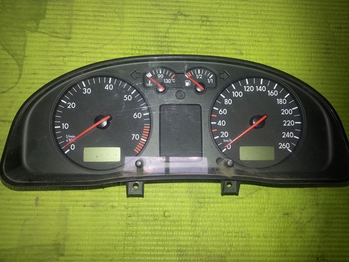 Vw Passat 3b Tacho Tachometer Kombiinstrument 3B0919881F