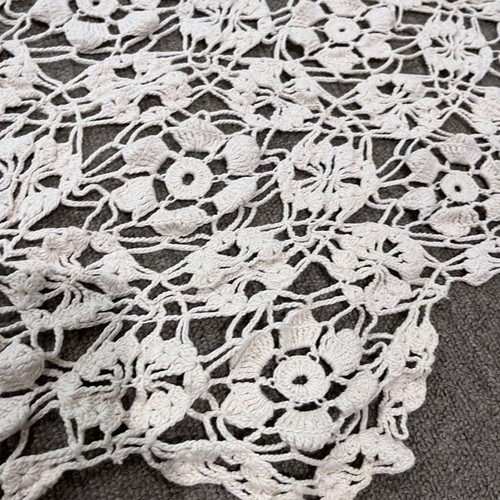 Vtg Hand Crocheted Grandma's Tablecloth, Cotton 75x75" Hand Crocheted White - Picture 4 of 5