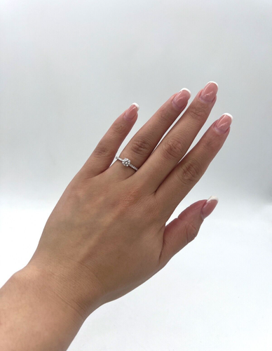 18K White Gold Engagement Ring 0.71CT GIA Certified Natural Diamond - 第 1/6 張圖片
