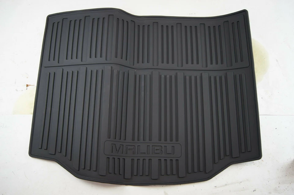 Chevrolet Malibu 2013-2016 área de carga trasera alfombrilla de goma negra nueva OEM 22988694 Foto 2 de 3