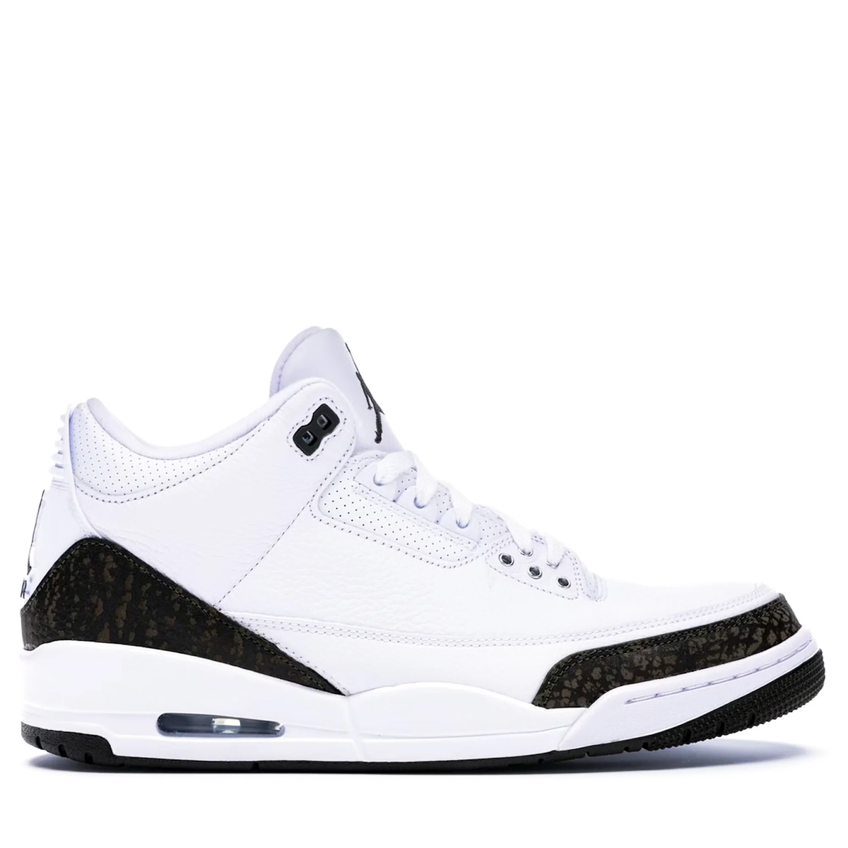 エアジョーダン3 ダークモカ 美品！ 2025年最新】aj3 ダークモカの人気アイテム - メルカリ