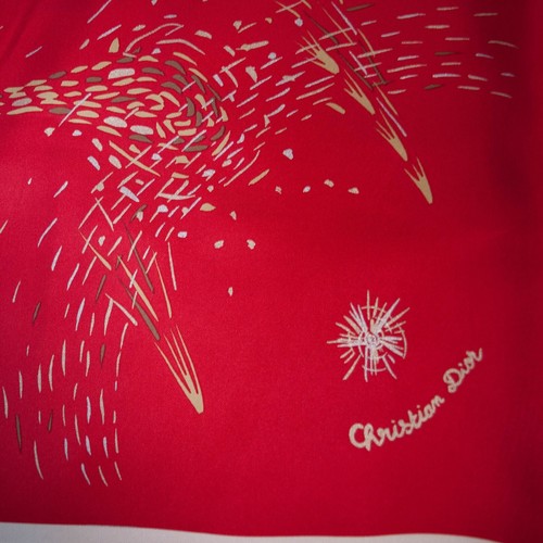 Christian Dior authentic pure mulberry silk twill FABRIC Abstract Red 70x70cm. - Picture 2 of 9