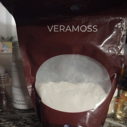 Evernyl aka "Veramoss" (Mystic Moments Bulk Powder) Purchased 08/25. 5g Sample.
