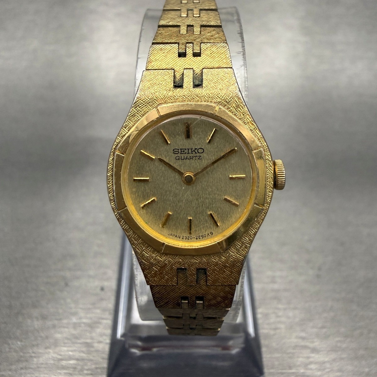 Seiko Watch Women 19mm Gold Dial Gold Tone Round 2320-0359 Vintage