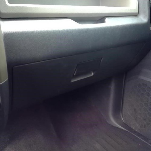 Dodge RAM1500 Crew Cab 2012 Glove Box 494548