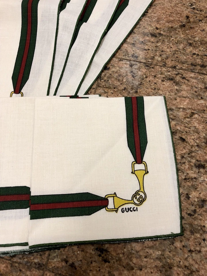 Vintage GUCCI GG Horsebit Pattern Green Red White Set of 4 Placemats and Napkins - Image 2 of 4