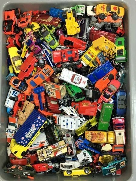 🔥LOTE Die Cast Cars Plus - MATCHBOX, Hot Wheels Grab Bag Lote 40 SIN BUSCAR🔥 Foto 3 de 4