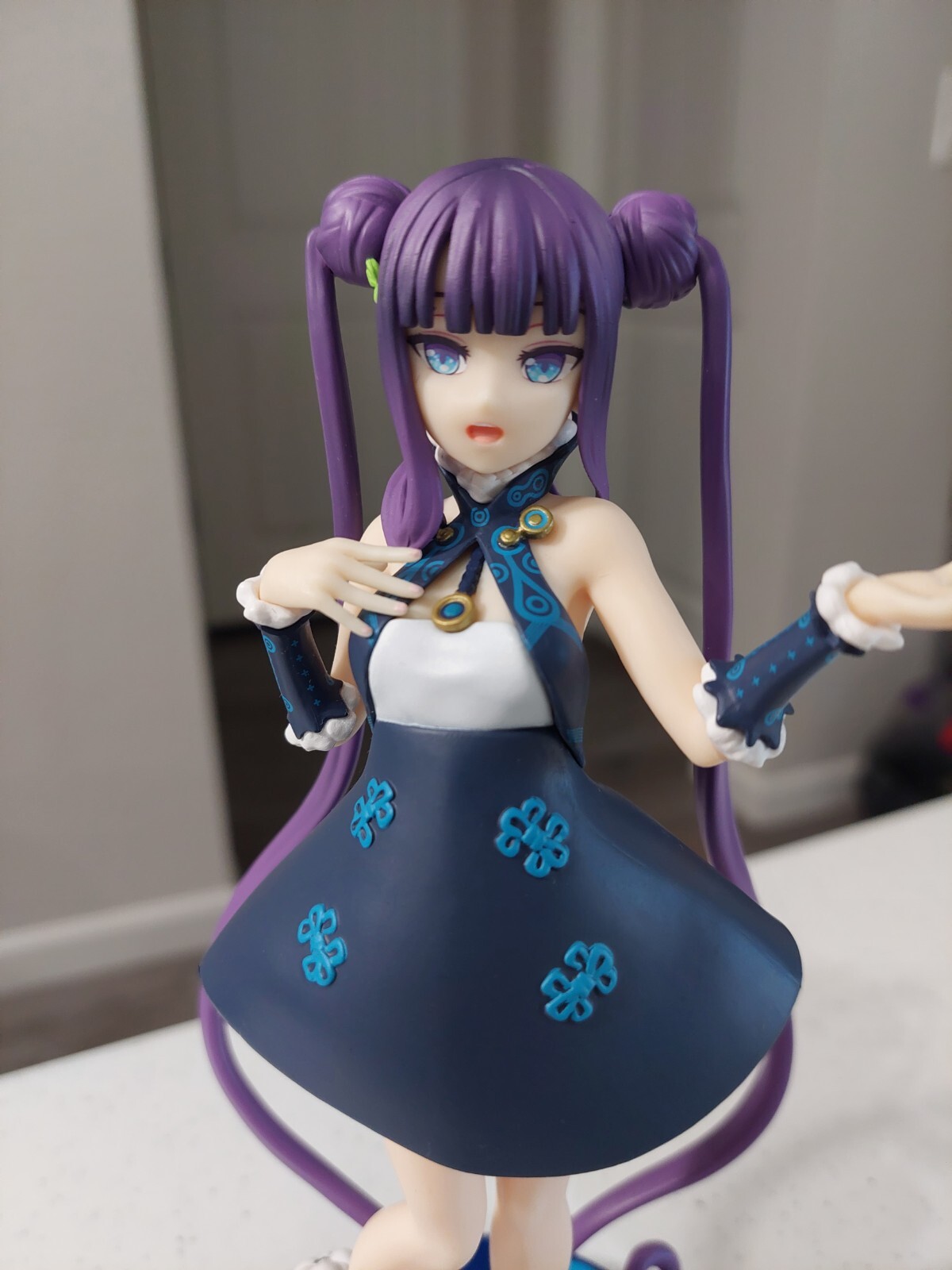 Picture 3 of 10
