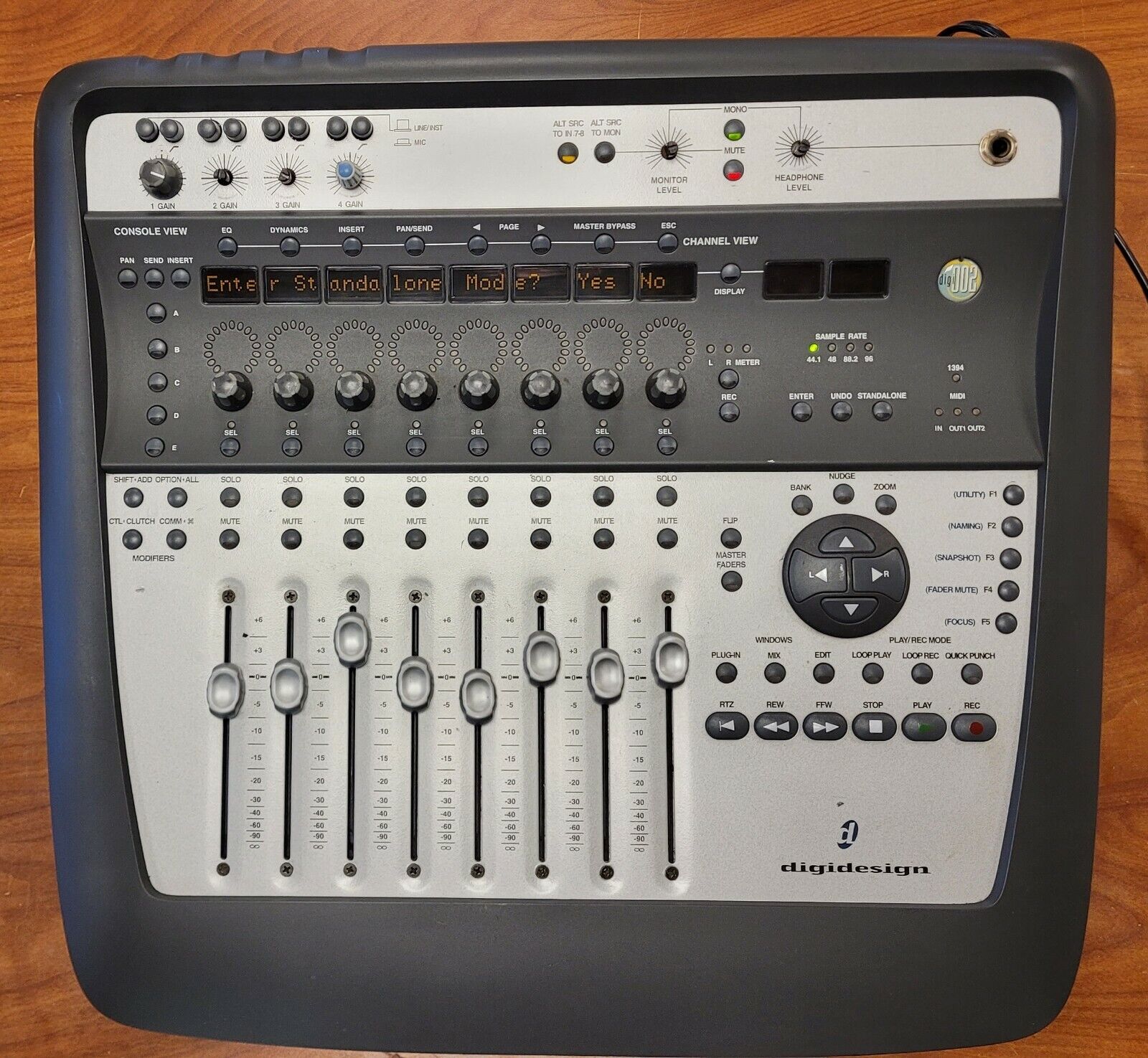 Digidesign MX002 Console Audio Mixer 