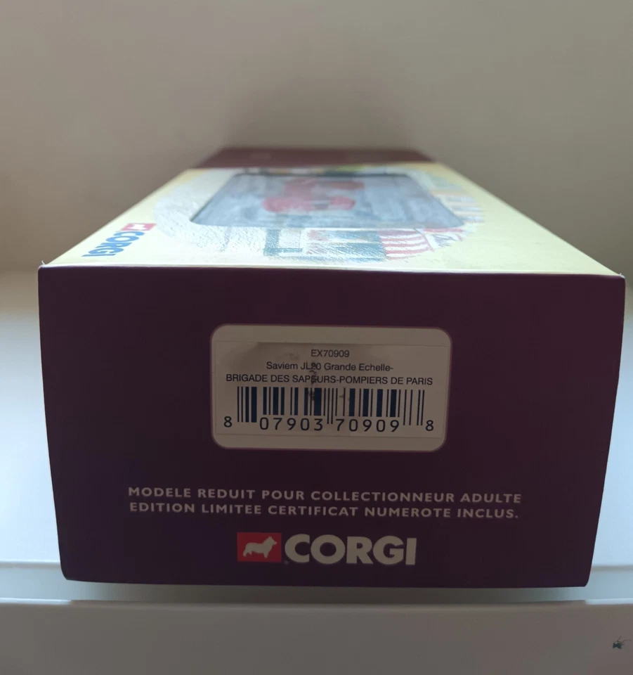 1/50 Saviem JL20 Grande Echelle Pompiers de Paris Corgi EX70909 - Photo 4/4
