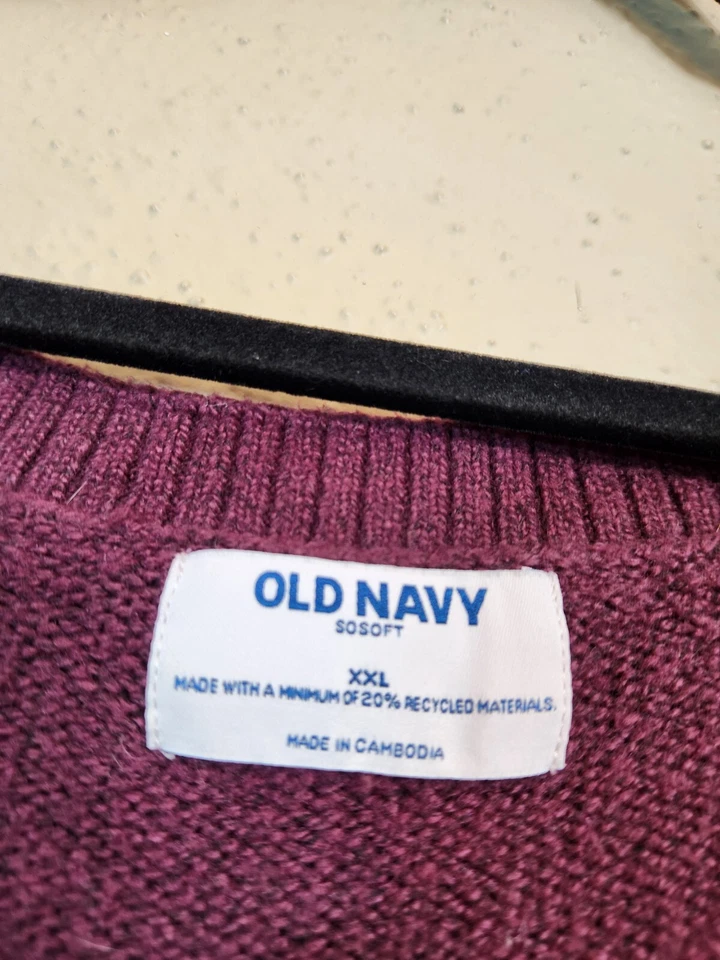 Vestido suéter midi de manga larga con cuello en V liso púrpura talla XXL Old Navy para mujer Foto 3 de 4