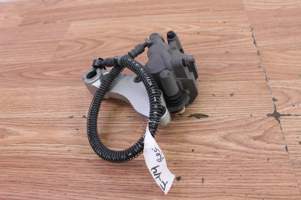 Pinza de freno trasera Kawasaki Ninja 250R 2005 con manguera Foto 3 de 4