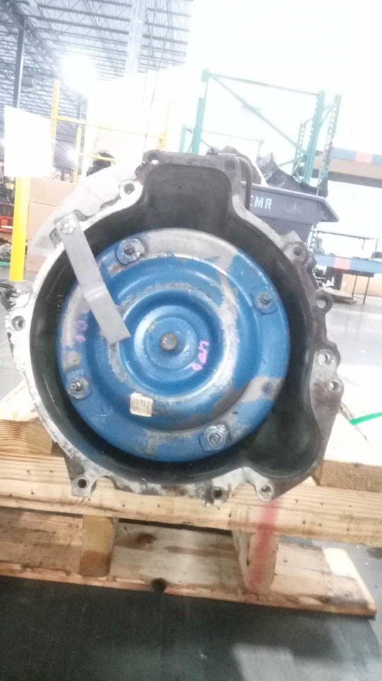 Conjunto de transmisión automática usado se adapta a: Ford Explorer AT 2001 paquete deportivo de 2 puertas Foto 2 de 4