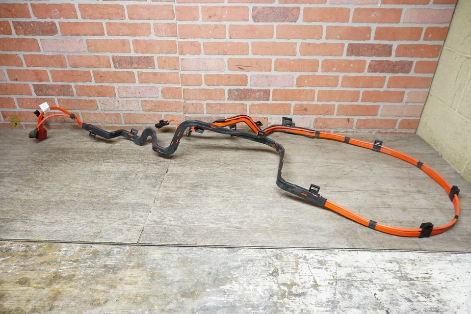 2015 BMW 228I XDRIVE F23 CONVERTIBLE BATTERY POSITIVE PLUS POLE WIRE CABLE OEM - Image 2 of 4