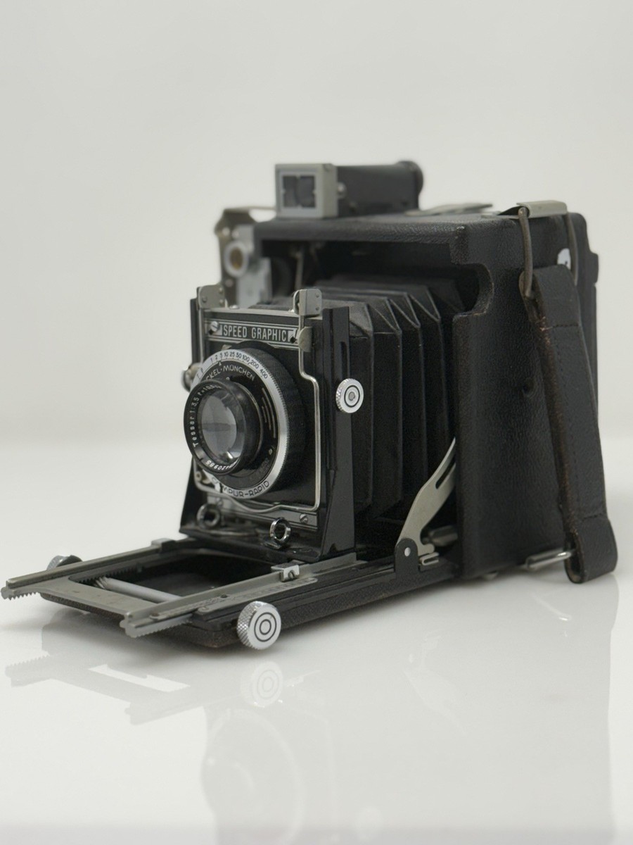 Graflex Speed Graphic 4x5 Camera Zeiss Tessar 10.5cm f/3.5 Compur