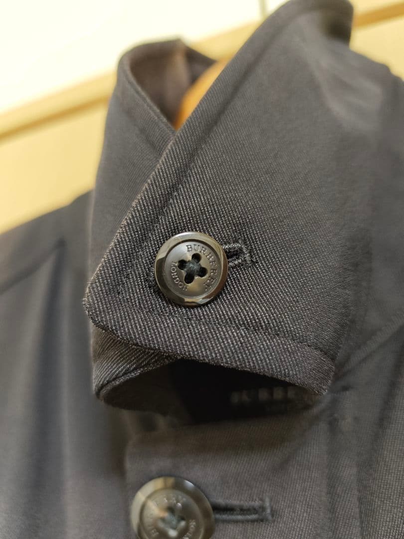 BURBERRY LONDON Men's Black Balenciaga Coat, Size L, Made in Japan thumbnail 10