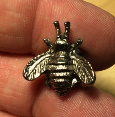 Honey Bee Pin Silver color vintage used bumble hat lapel bag brooch insect 80s