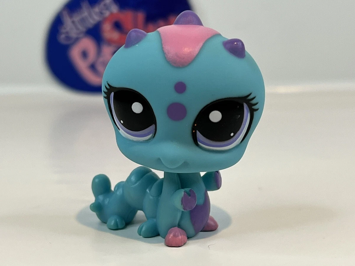 Littlest pet on sale shop caterpillar