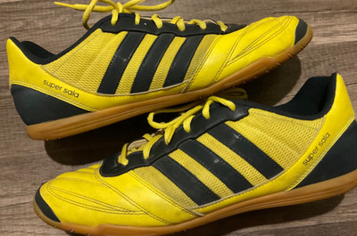 ADIDAS SUPER SALA IC GUM SOLE SHOES ( MENS 12 ) BLACK & YELLOW