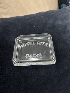 Cenicero vintage Hotel Ritz Paris Francia vidrio transparente años 30