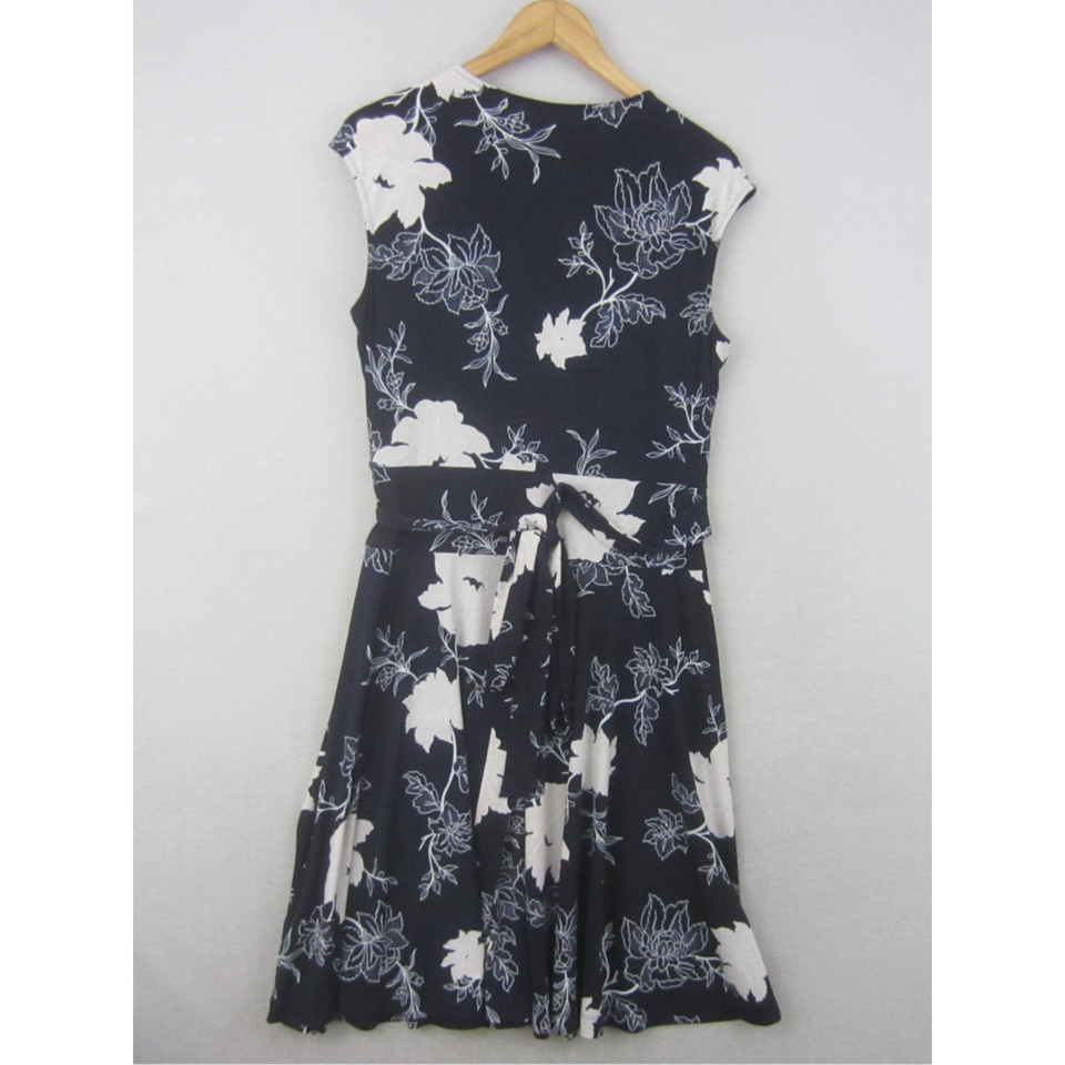 Jacqui E Dress Womens Medium Black White Floral Sleeveless Wrap Fit Flare