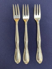 Superior Seafood/Cocktail Forks Stainless Chapel Hill  5 3/8" Long set of 3