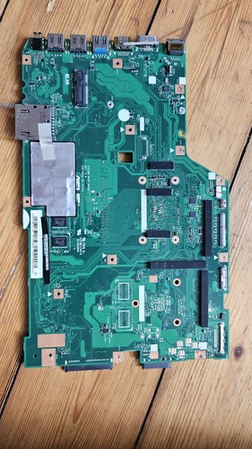 Asus X751MD Mainboard Rev. 2.0 – defekt, nur für Bastler / Ersatzteile
