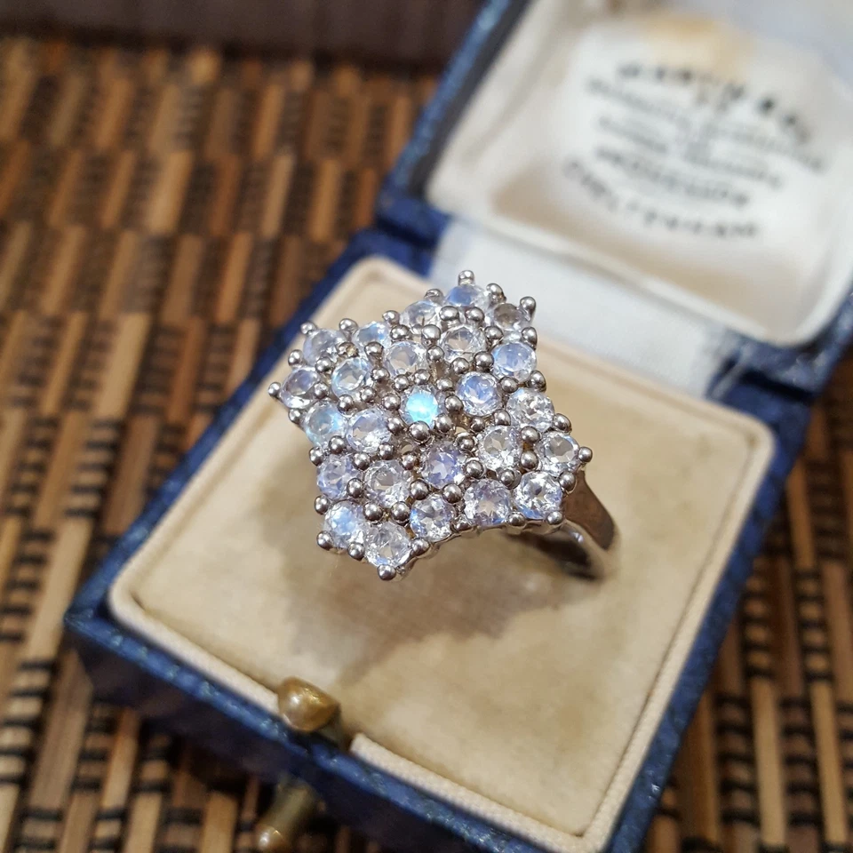 925 Sterling Silver Ring, Genuine Moonstone Cluster, Size R.5 US 8.75  - Image 3 of 4