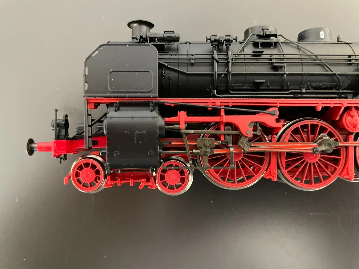 Fleischmann 74118 Dampflok BR 18.6 DB Ep. III DCC ESU Lok-Sound ab Werk neu!