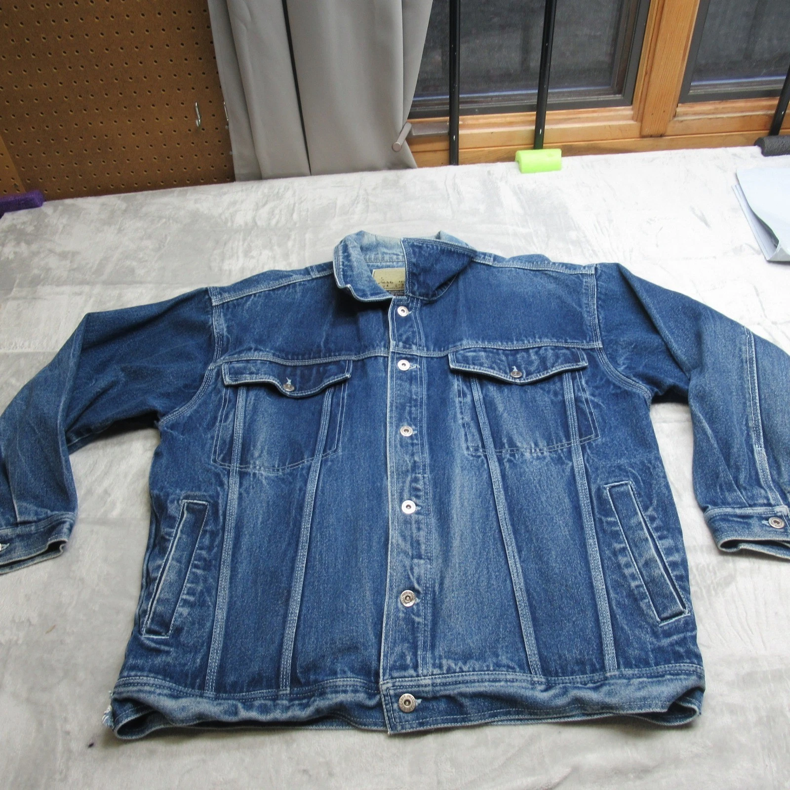 Billion Bay Denim Jacket Mens XL Blue Denim Trucker Button Pockets Russian VTG