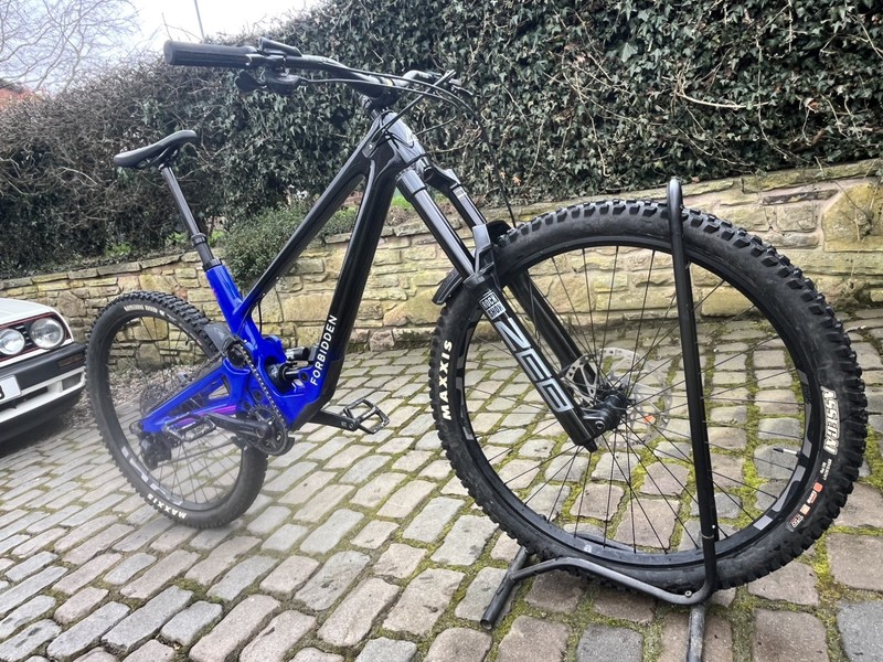 Forbidden Dreadnought SLX  29er size Large