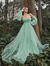 Elegant Prom Dresses A-line Backless Graduation Dress Floral Appliques Evening