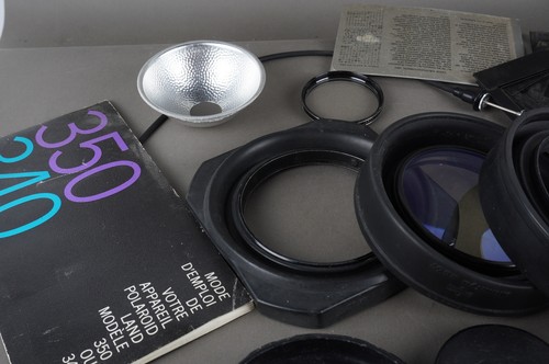 Contax 67mm 1A MC filter + other goodies (Mamiya hoods mostly) - Picture 2 of 5