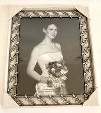 Wedding Picture Pewter Frame 8”x10” Fetco Home Decor Brand New