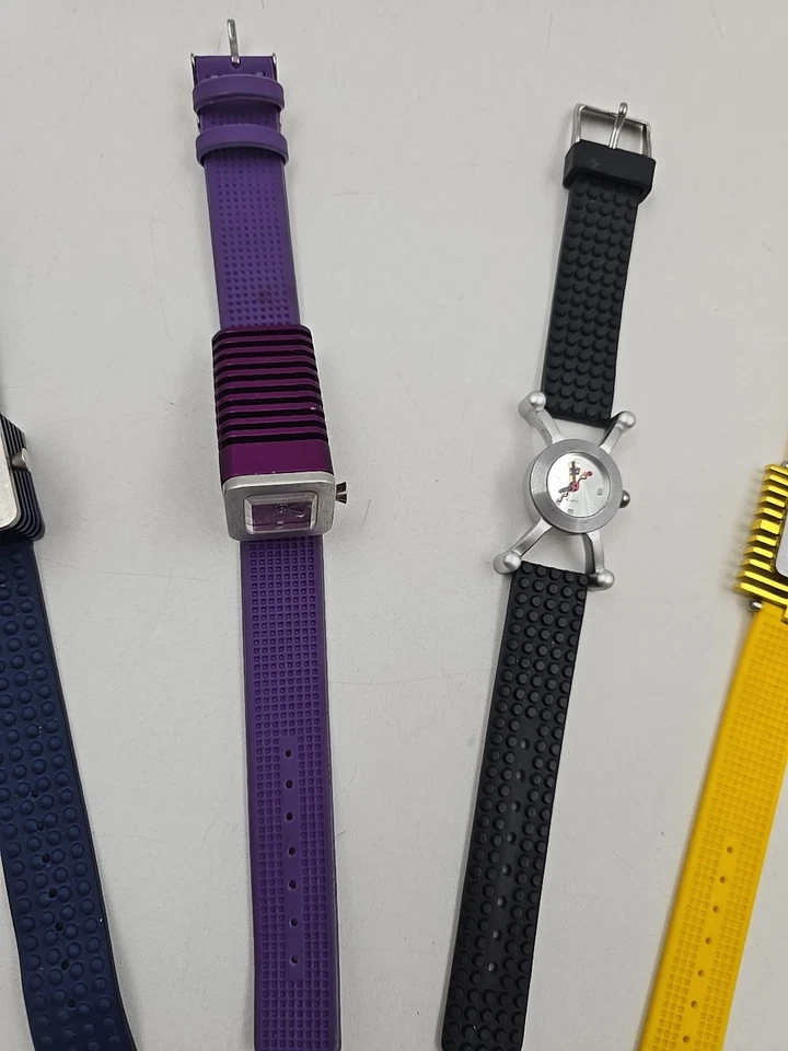 Relojes Vintage Años 90 Banda Silicona Pop Rock Disco Punk Arte Sin Probar Foto 3 de 4
