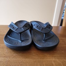 Crocs Classic Flip Flop Black Size Women s 9 or Men s 7